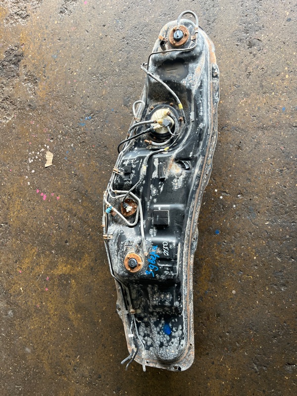 Бак топливный, 18000 рублей, Пешки