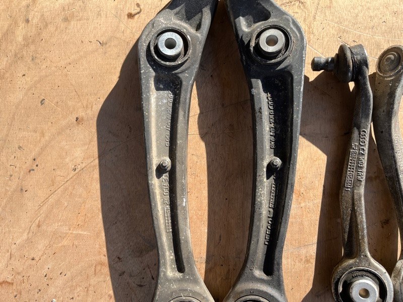 Рычаг верхний, 7000 рублей, Пешки