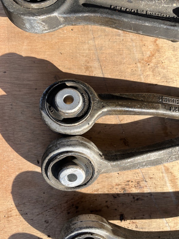 Рычаг верхний, 7000 рублей, Пешки