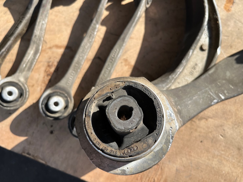 Рычаг верхний, 7000 рублей, Пешки