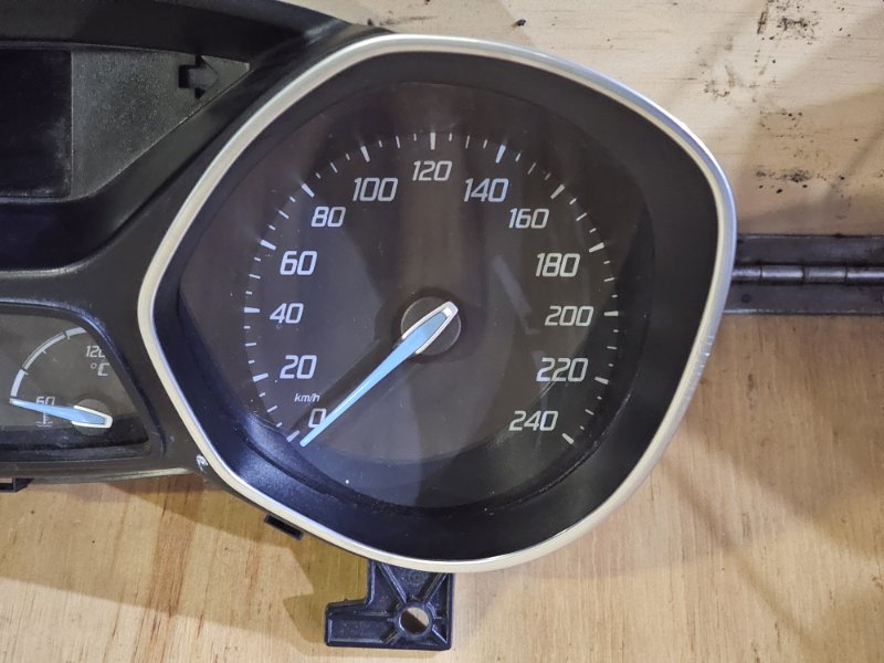 Панель приборов, 6000 рублей, Пешки