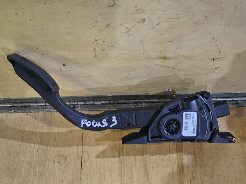 Педаль газа, 2500 рублей, Пешки