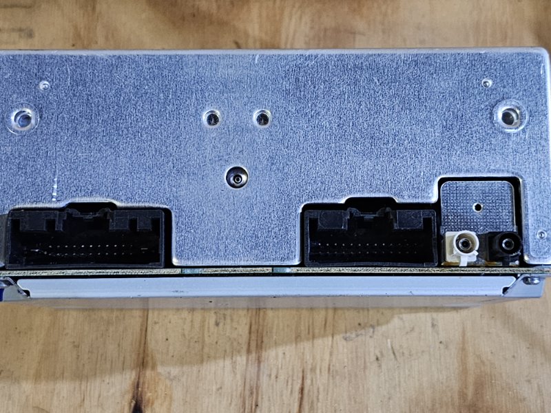 Магнитола, 2000 рублей, Пешки