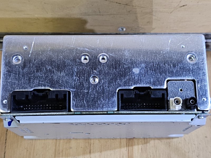 Магнитола, 2000 рублей, Пешки