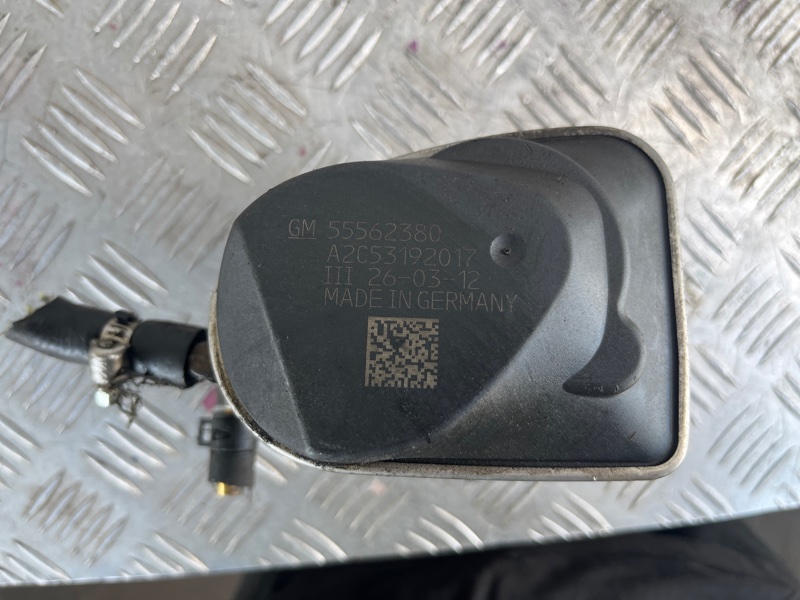 Дроссельная заслонка, 2000 рублей, Пешки