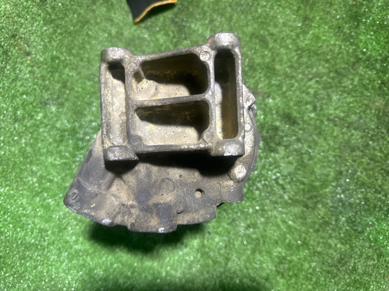 Компрессор кондиционера, 9000 рублей, Пешки