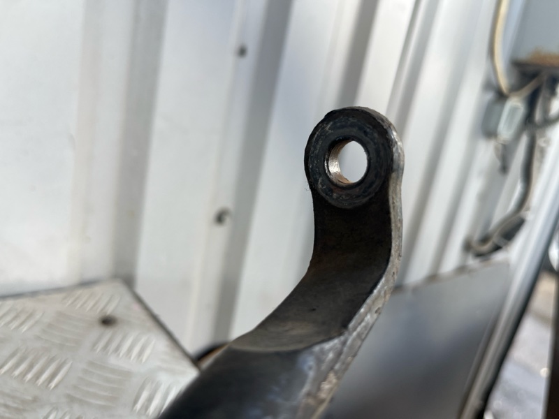 Стабилизатор поперечной устойчивости, 2000 рублей, Пешки