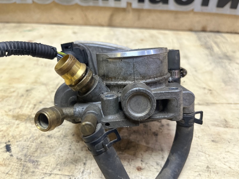 Дроссельная заслонка, 2000 рублей, Пешки