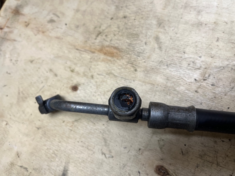 Шланг гидроусилителя руля, 2000 рублей, Пешки