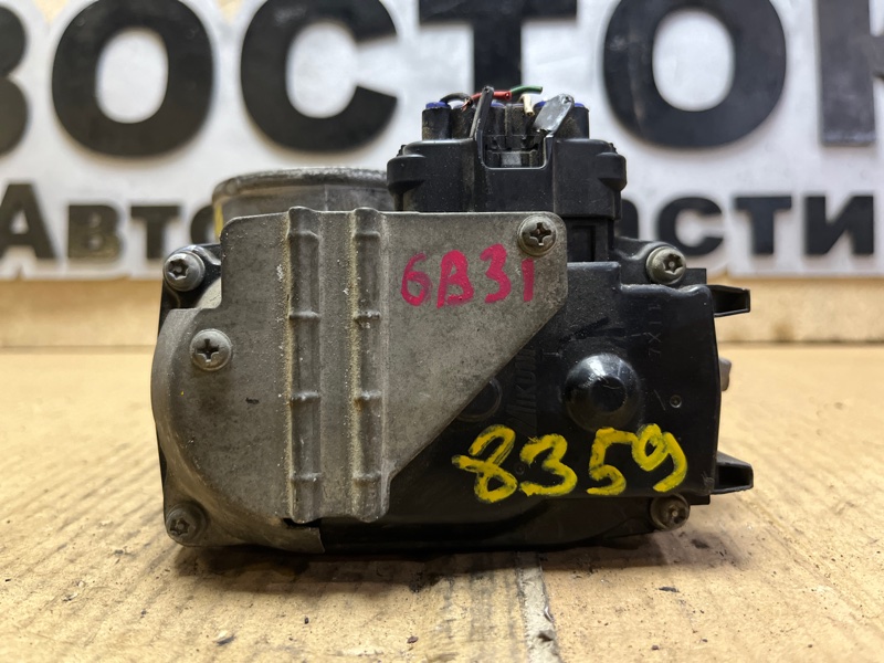 Дроссельная заслонка, 2000 рублей, Пешки