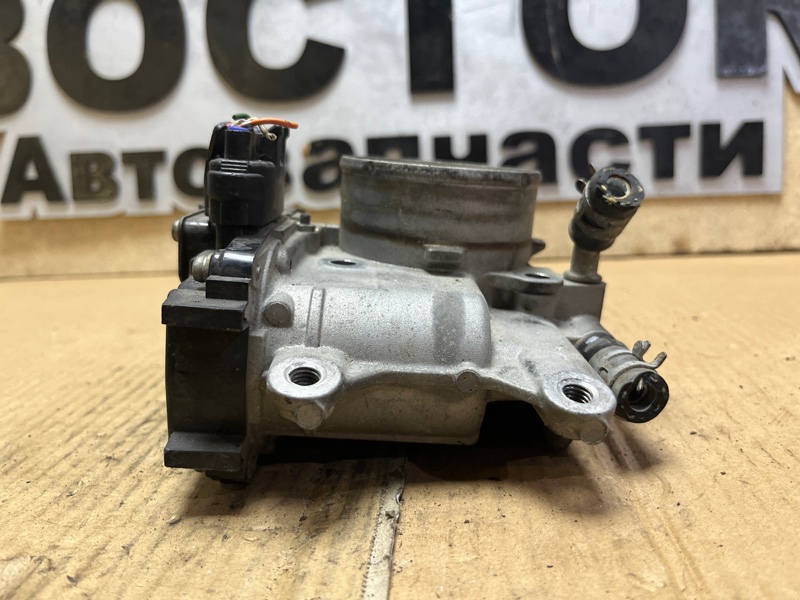 Дроссельная заслонка, 2000 рублей, Пешки