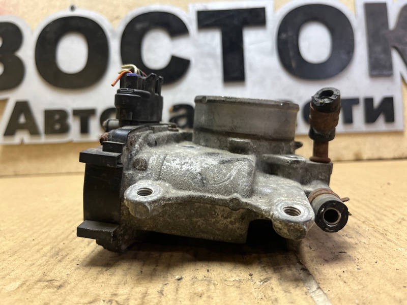 Дроссельная заслонка, 2000 рублей, Пешки