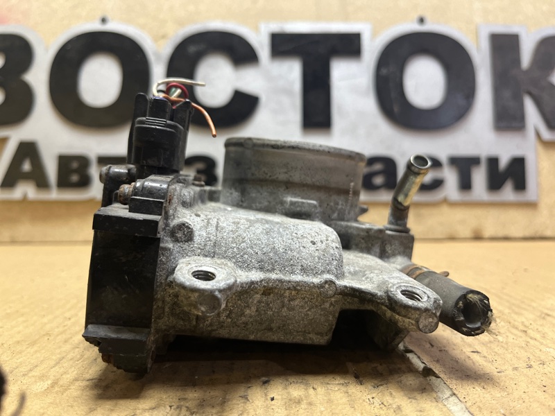 Дроссельная заслонка, 2000 рублей, Пешки