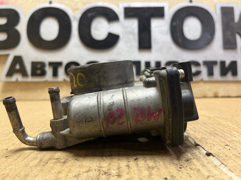 Дроссельная заслонка, 2000 рублей, Пешки