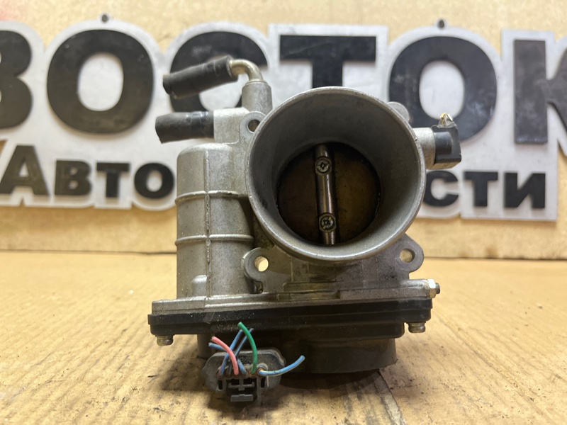 Дроссельная заслонка, 2000 рублей, Пешки