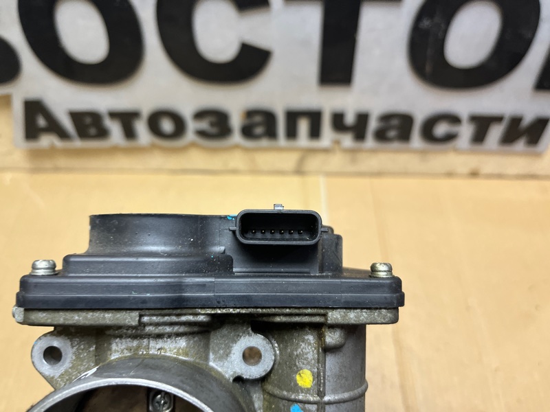 Дроссельная заслонка, 2000 рублей, Пешки