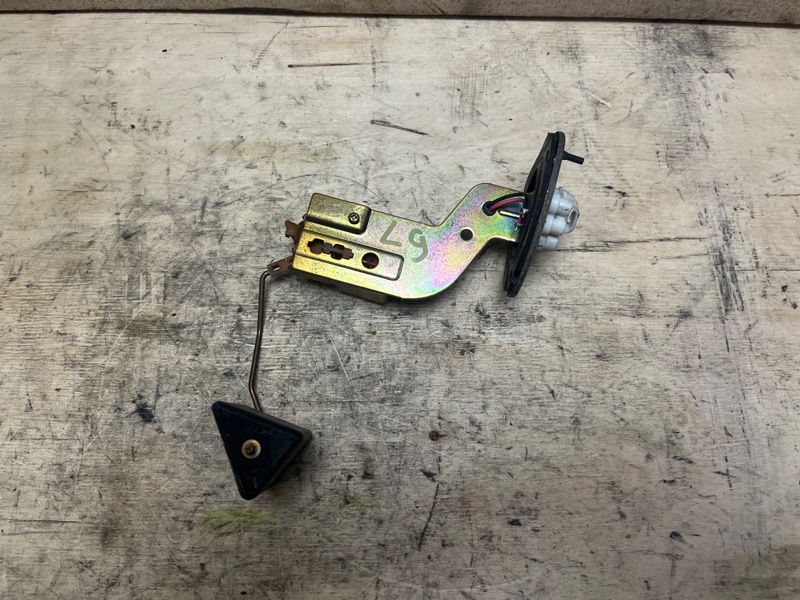 Датчик уровня топлива, 1500 рублей, Пешки