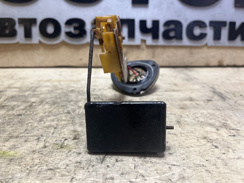 Датчик уровня топлива, 1500 рублей, Пешки