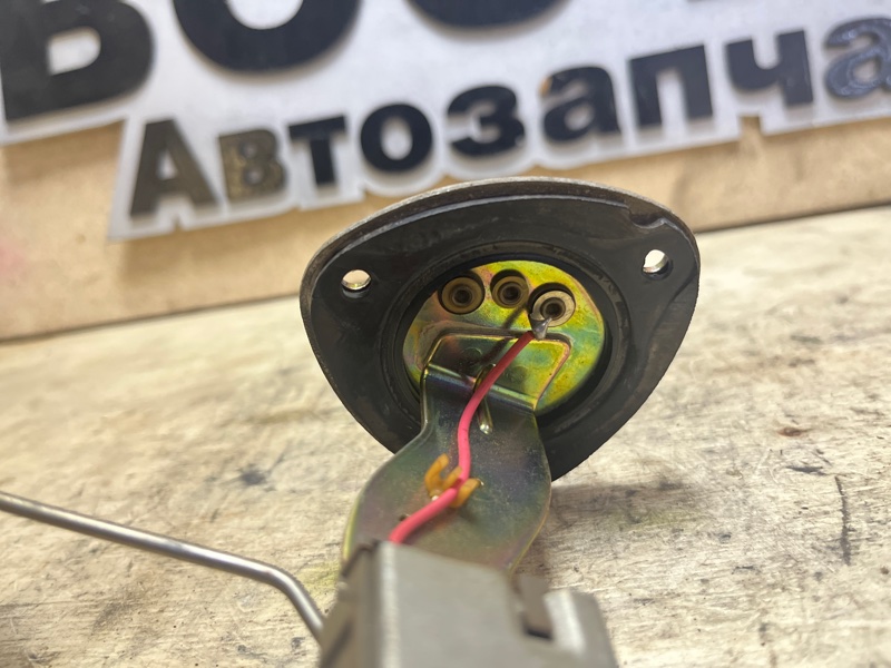 Датчик уровня топлива, 2000 рублей, Пешки