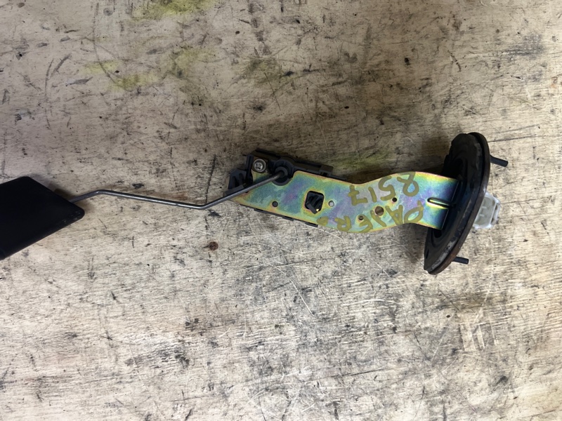 Датчик уровня топлива, 2000 рублей, Пешки