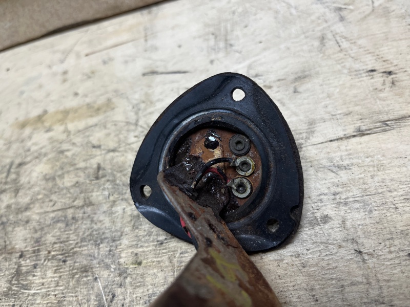 Датчик уровня топлива, 1500 рублей, Пешки