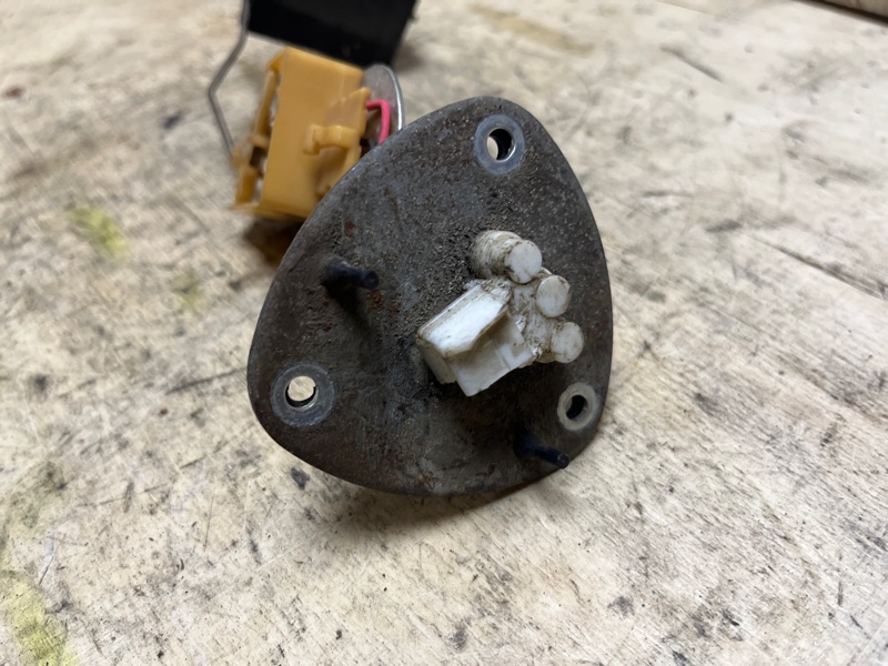 Датчик уровня топлива, 1500 рублей, Пешки