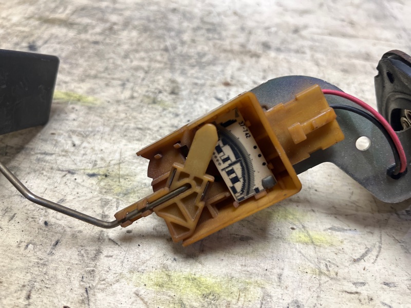 Датчик уровня топлива, 1500 рублей, Пешки