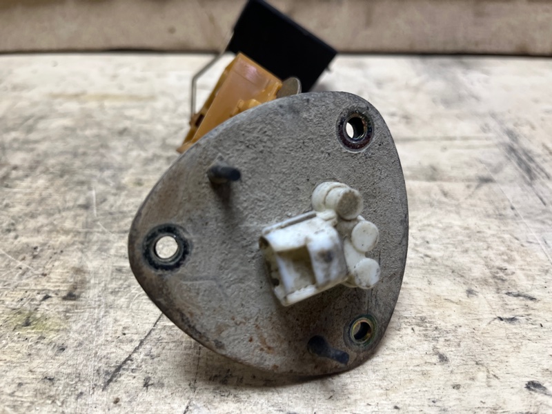 Датчик уровня топлива, 1500 рублей, Пешки