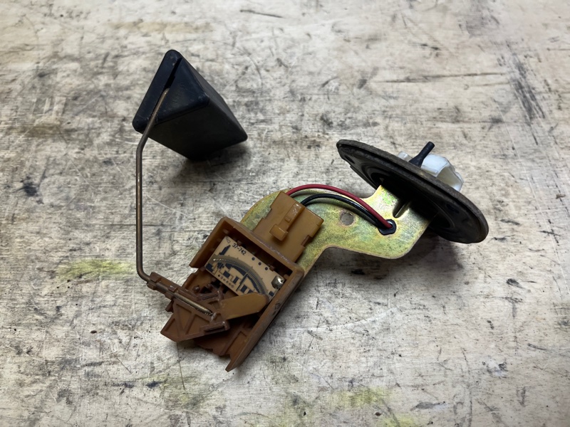 Датчик уровня топлива, 1500 рублей, Пешки