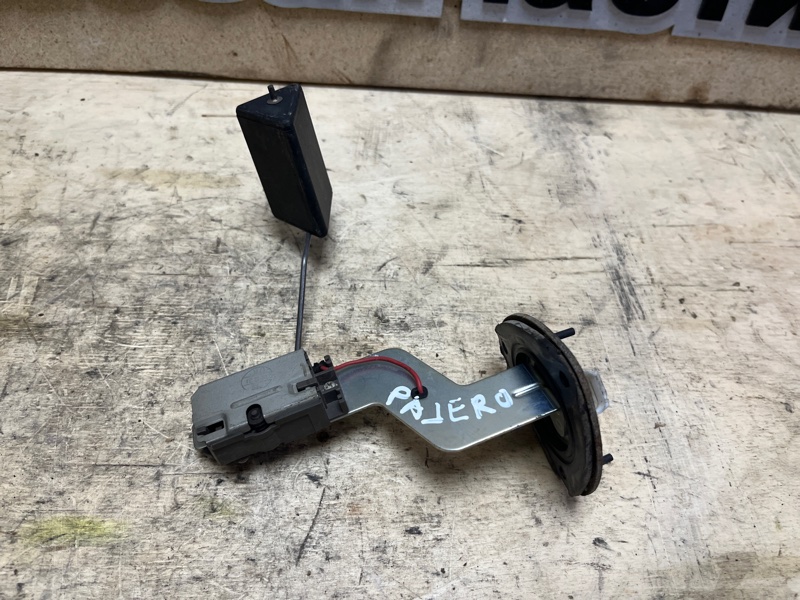 Датчик уровня топлива, 2000 рублей, Пешки