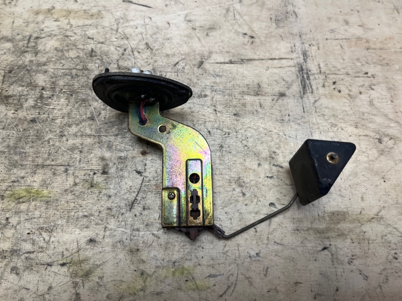 Датчик уровня топлива, 1500 рублей, Пешки