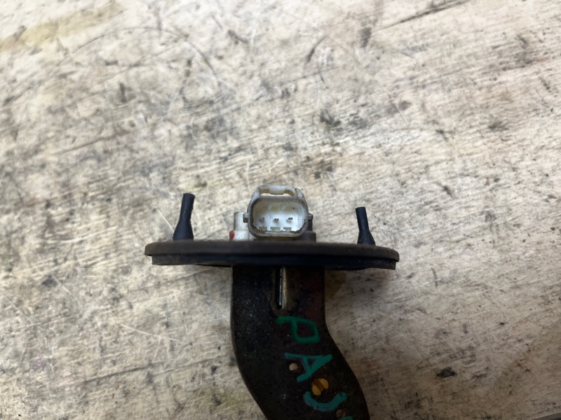 Датчик уровня топлива, 2000 рублей, Пешки