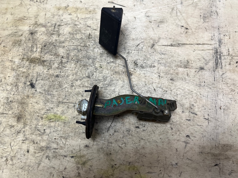 Датчик уровня топлива, 2000 рублей, Пешки