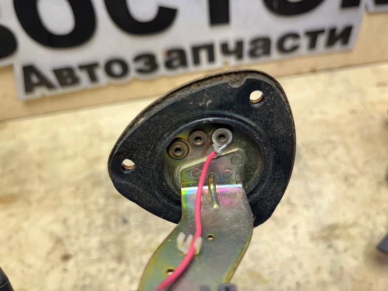 Датчик уровня топлива, 2000 рублей, Пешки