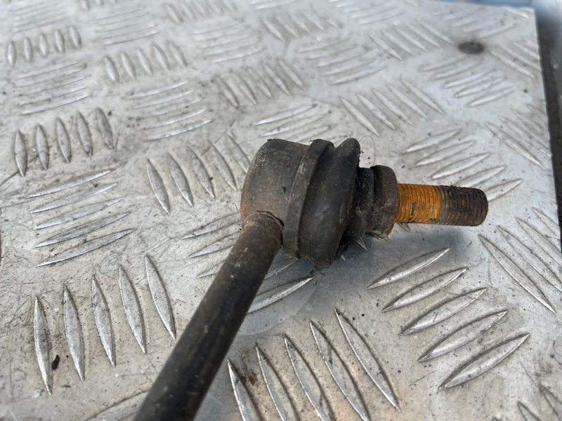 Стабилизатор поперечной устойчивости, 2000 рублей, Пешки