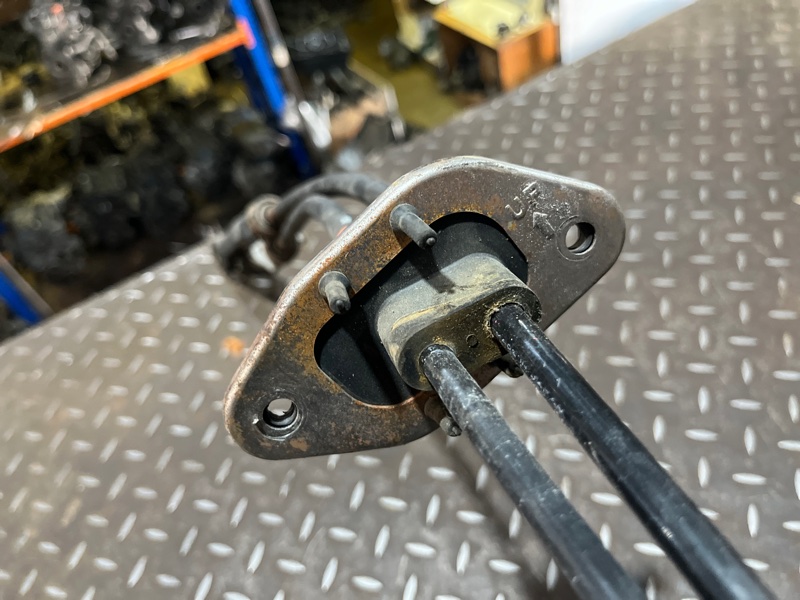 Трос переключения мкпп, 2000 рублей, Пешки