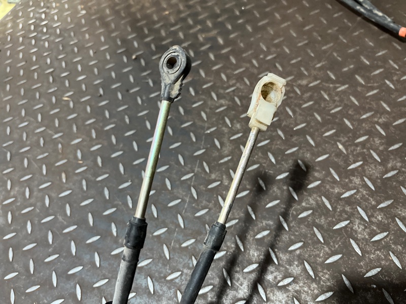 Трос переключения мкпп, 2000 рублей, Пешки