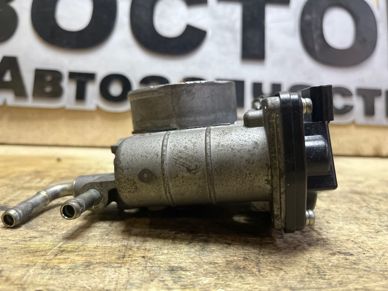 Дроссельная заслонка, 2000 рублей, Пешки