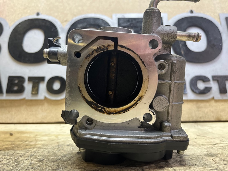 Дроссельная заслонка, 2000 рублей, Пешки