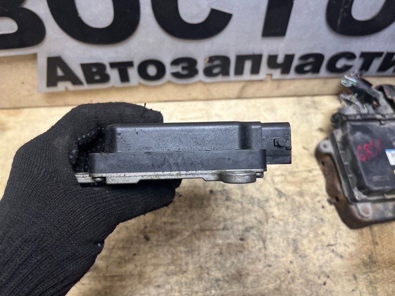 Блок управления двигателем, 2000 рублей, Пешки