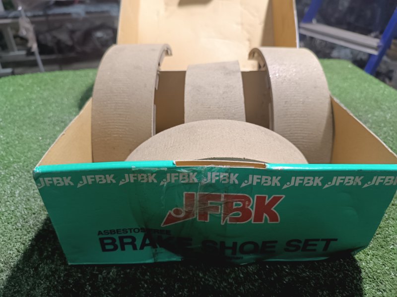 Колодки тормозные, 2500 рублей, Пешки