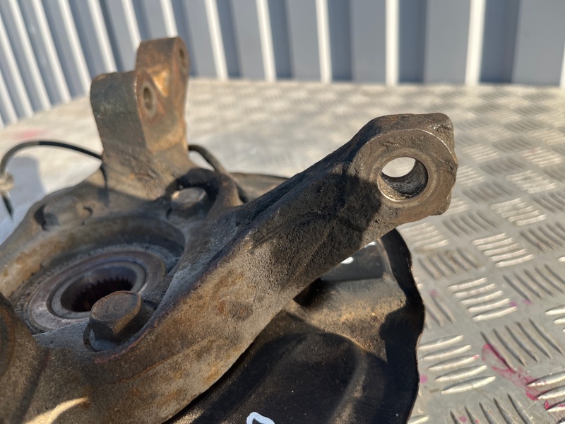 Кулак поворотный, 3000 рублей, Пешки