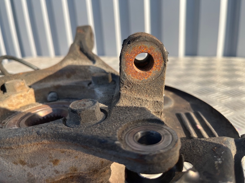 Кулак поворотный, 3000 рублей, Пешки