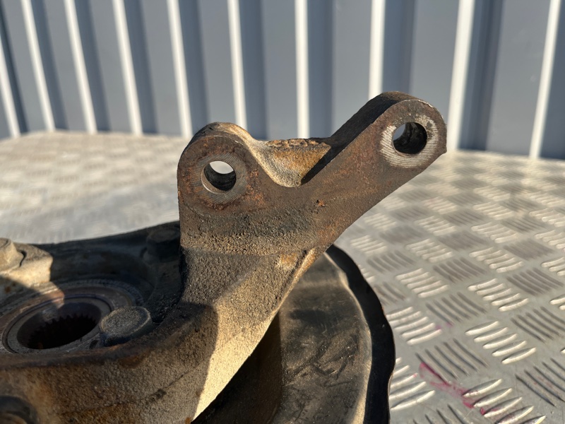 Кулак поворотный, 3000 рублей, Пешки