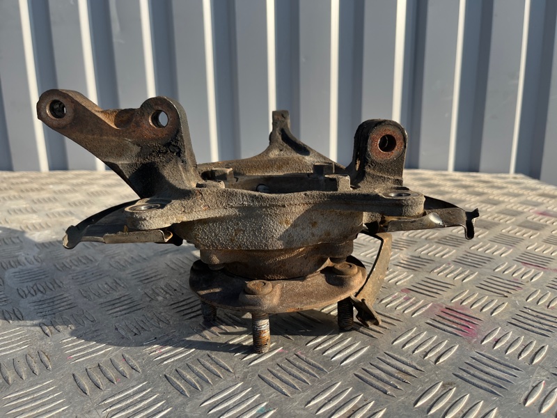 Кулак поворотный, 3000 рублей, Пешки