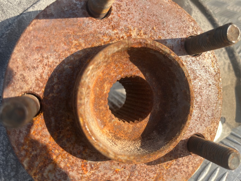 Кулак поворотный, 3000 рублей, Пешки