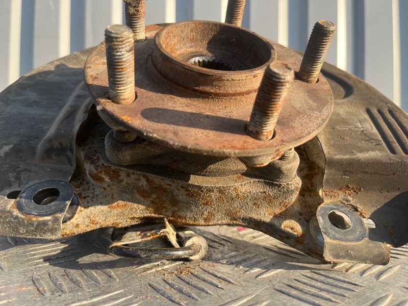 Кулак поворотный, 3000 рублей, Пешки