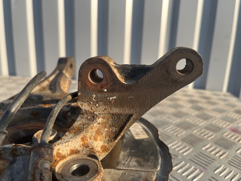 Кулак поворотный, 3000 рублей, Пешки