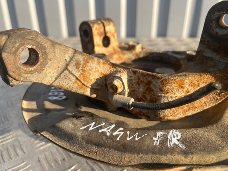 Кулак поворотный, 3000 рублей, Пешки