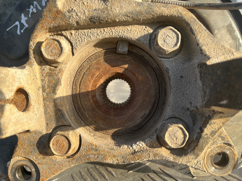 Кулак поворотный, 3000 рублей, Пешки